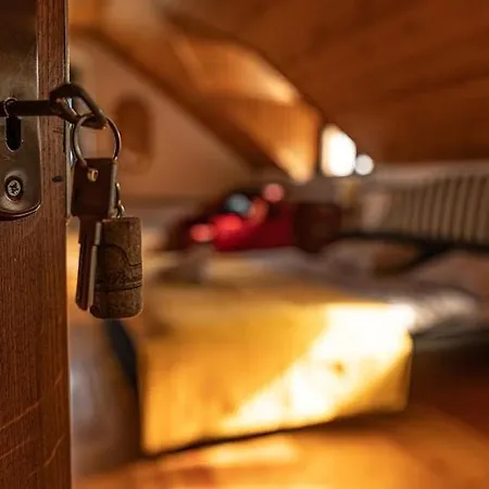 Inhauser Pinceszet&guesthouse&restaurant * Somloszolos