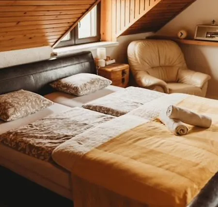 Inhauser Pinceszet&guesthouse&restaurant Somloszolos