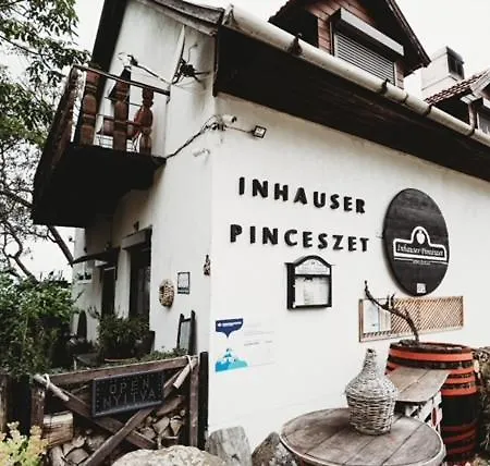 Inhauser Pinceszet&guesthouse&restaurant *